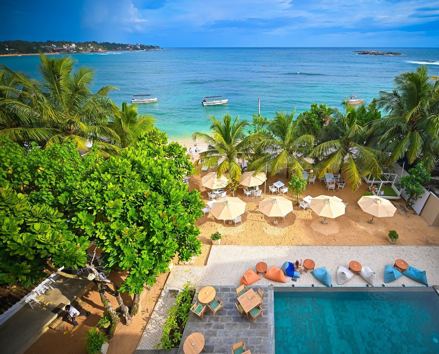 Infinity pool at Kingfisher